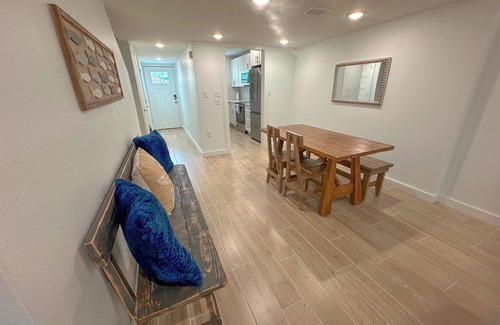 Rockport House | 2 bedroom 1.5 bath townhome 1150 sqft