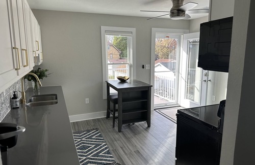 West Allis House | 2 bedroom-1 bath, close to Wi State Fair & Downtown Milwaukee