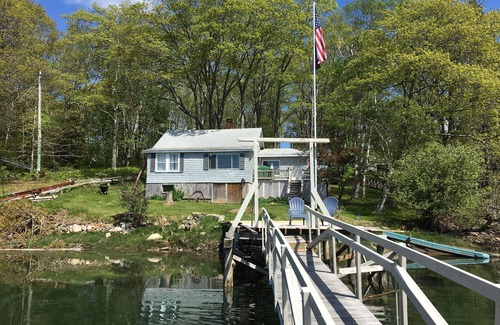 East Boothbay House | 2 bedroom 1 bath, large deck and dock, on the water in peaceful cove, Year