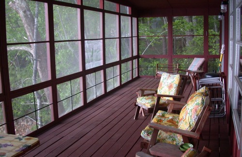 Santeetlah Cottage | 2 Bedroom 1 Bath Cozy Cottage