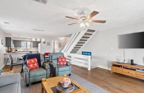 Port St. Joe House | 2 Bedroom, 2.5 Bath in Beach Community - Sleeps 6
