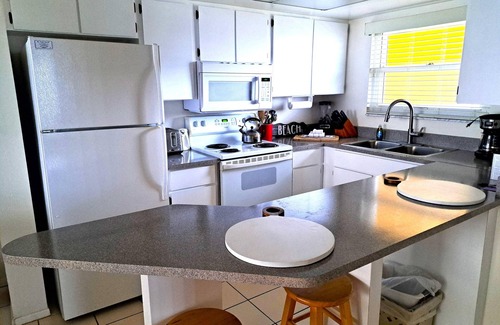 New Smyrna Beach Condo | 2 bedroom/2 bath oceanVIEW condo unit