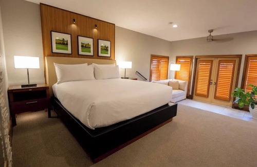 Florida Central Atlantic Coast Resort | 2 Bedroom, 2 Bathroom Luxury Garden View Villa in Orlando, FL near Disney!