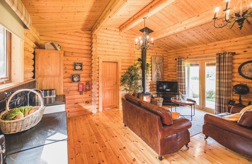 Constable Burton Ski Chalet | 2 bedroom accommodation in Constable Burton