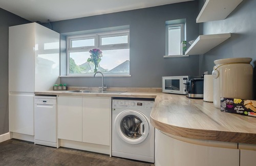 Bournemouth Cottage | 2 bedroom accommodation in Southbourne, near Bournemouth