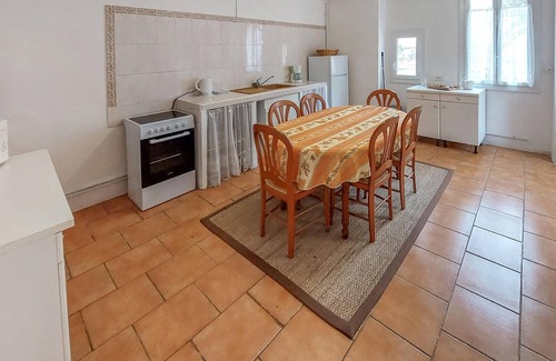 Fox-Amphoux House | 2 bedroom accommodation in Fox-Amphoux