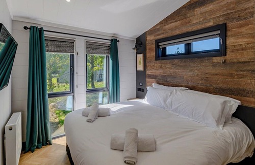 Newton Grange Cabin | 2 bedroom accommodation in Ashbourne
