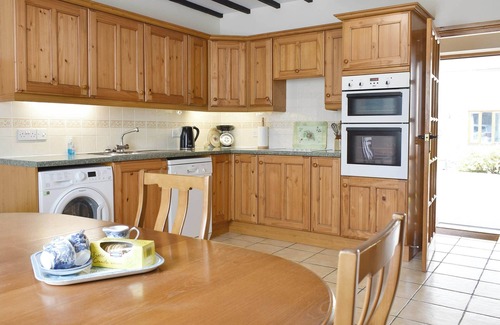 Puncknowle Cottage | 2 bedroom accommodation in Puncknowle, near Dorchester
