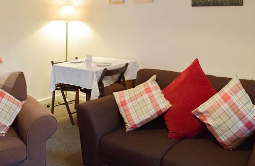 Thornhill Cottage | 2 bedroom accommodation in Thornhill