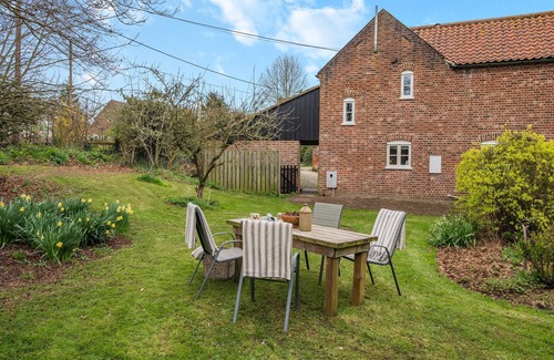 Aldborough Cottage | 2 bedroom accommodation in Wickmere