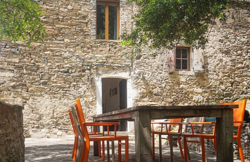 Vieussan House | 2 bedroom accommodation in Vieussan