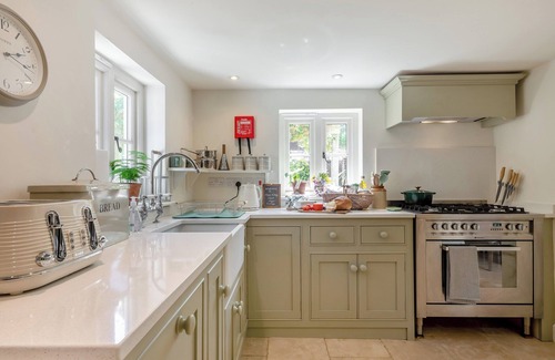 Beccles Cottage | 2 bedroom accommodation in Barsham, near Beccles