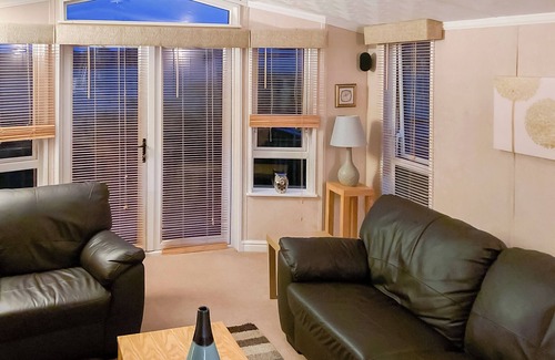 Kinclaven Ski Chalet | 2 bedroom accommodation in Cargill