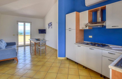 Briatico Apartment | 2 bedroom accommodation in BRIATICO