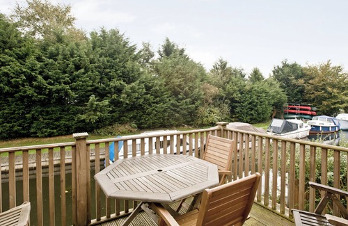 Smallburgh Cottage | 2 bedroom accommodation in Wayford Bridge, near Stalham