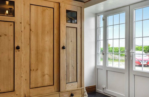 Mabe Burnthouse Cottage | 2 bedroom accommodation in Penryn, near Falmouth