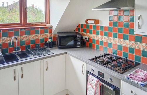 Adgestone Cottage | 2 bedroom accommodation in Brading, near Sandown