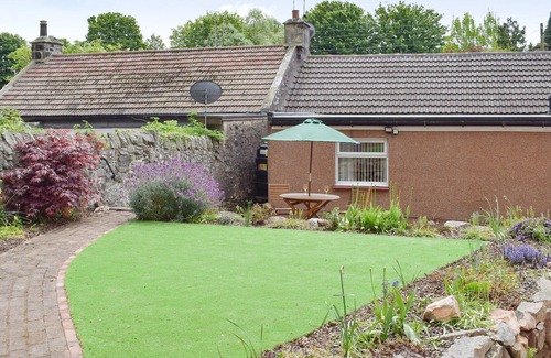 Cupar Cottage | 2 bedroom accommodation in Craigrothie, near Cupar
