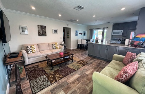 Deerfield Beach Apartment | 2-Bedroom Apartment Just A Short Walk To Deerfield Beach Pier