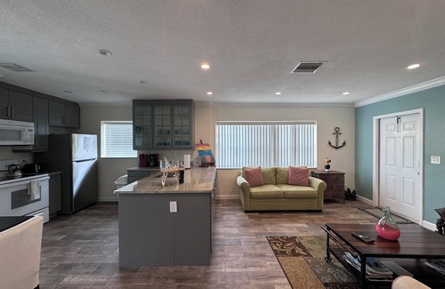 Deerfield Beach Apartment | 2-Bedroom Apartment Just A Short Walk To Deerfield Beach Pier