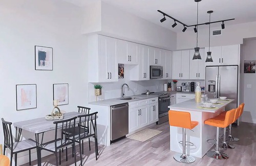 West Palm Beach Apartment | 2-bedroom apartment just 12 minutes to Port of Palm Beach