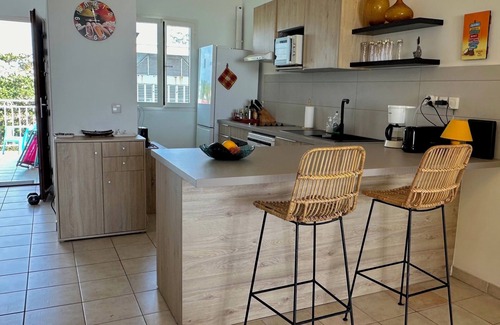 Saint-Francois Apartment | 2 bedroom apartment, sleeps 4, sea view and access to 50m
