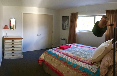Kelvin Heights Apartment | 2 Bedroom Apartment in Sunny Kelvin Heights