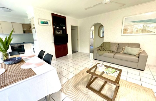 Port Douglas Apartment | 2-Bedroom Apartment, Steps from the Beach & Shops