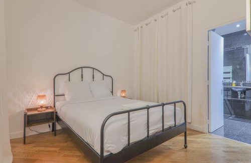 8th Arrondissement Apartment | 2 Bedroom Apartment-8P-Madeleine With Netflix