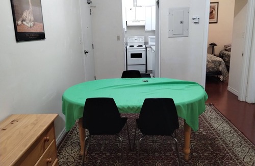 Durham Region Apartment | 2 BEDROOM APARTMENT, bright and peacefull for a pleasant stay.