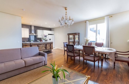 Le Thillay Apartment | 2 Bedroom Apartment in Le Thillay