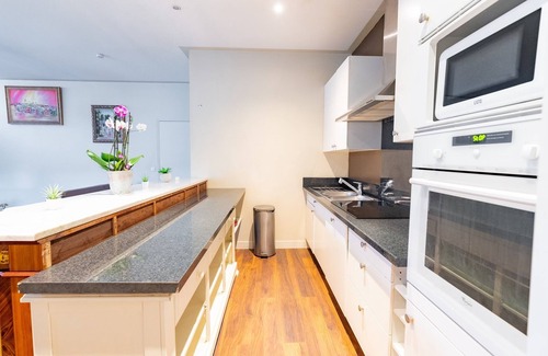 Le Thillay Apartment | 2 Bedroom Apartment in Le Thillay