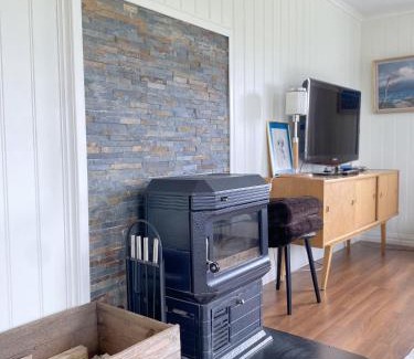 Solfjellsjoen Apartment | 2 Bedroom Apartment in Island Paradise