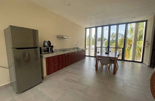 Puerto Yucalpeten Apartment | 2-bedroom apartment in delightful Chelem with AC and rooftop beach view and pool