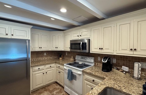 Woodville Apartment | 2-bedroom apartment in welcoming Hopkinton with Full Kitchen, Laundry, Patio