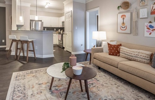 Town Center Apartment | 2-bedroom apartment in fantastic Kennesaw with fitness room, AC