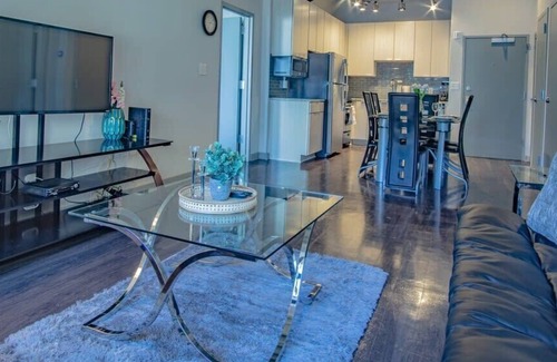 SoNo Apartment | 2 Bedroom Apartment Near EMORY University Hospital