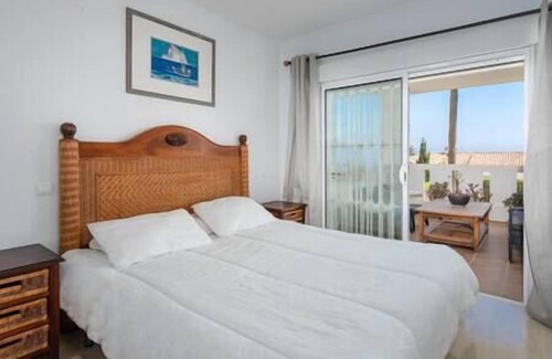 Puerto de la Duquesa Apartment | 2-bedroom apartment sea view Manilva