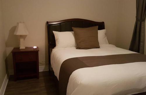 Downtown Gatineau Apartment | 2-Bedroom Apartment Sweet #5 by Amazing Property Rentals