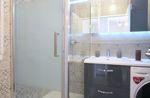 Serris Apartment | 2 Bedroom Apartment Tuscany Square, Val d'Europe, 10min Disneyland (TUSCANY 3)