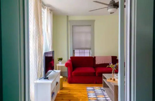 Federal Hill Apartment | 2 bedroom apartment on Providence's West End