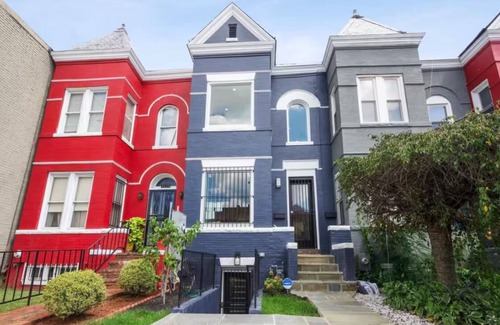 Park View Apartment | 2-bedroom apartment in beautiful Washington with WiFi, AC