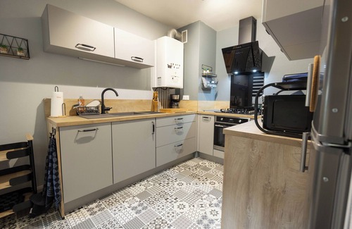 Bayeux Apartment | 2 bedroom apartment with private parking Normandy BAYEUX
