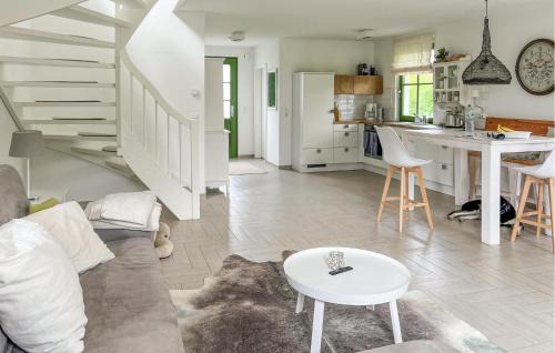 Rosenhagen House | 2 Bedroom Awesome Home In Dassow
