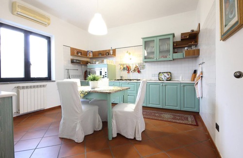 Arco Felice House | 2 bedroom awesome home in Pozzuoli