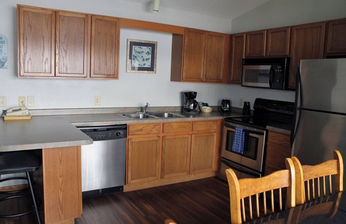 Eagle River Condo | 2 Bedroom, balcony beach view condo @ Duck Lake