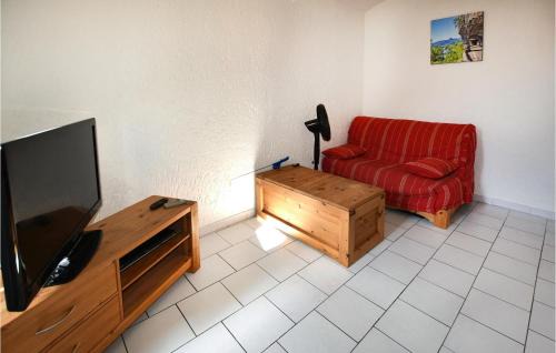 Ruoms Apartment | 2 Bedroom Beautiful Apartment In Ruoms