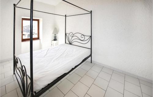 Ruoms Apartment | 2 Bedroom Beautiful Apartment In Ruoms