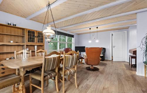 Hovborg House | 2 Bedroom Beautiful Home In Hovborg