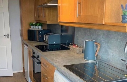 Malborough House | 2 Bedroom Coastal property 5 mins to beaches